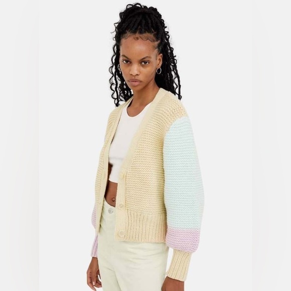 FOR LOVE & LEMONS Kerry Cropped Chunky Cardigan, Yellow, Pink, Aqua, Size Medium - Picture 2 of 9
